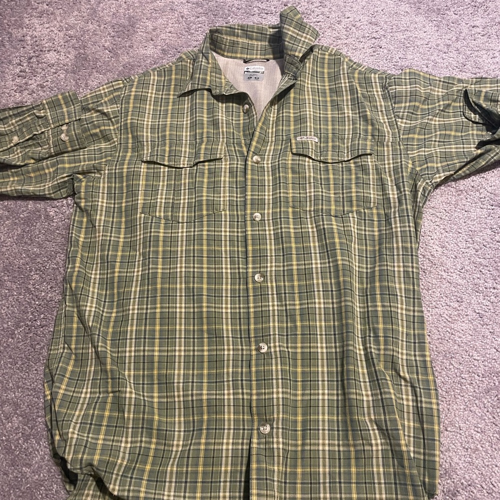 Columbia men’s large long sleeve button down